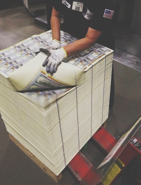ismellpotyousmellit:  Printing money they could never pay back, federal reserve got
