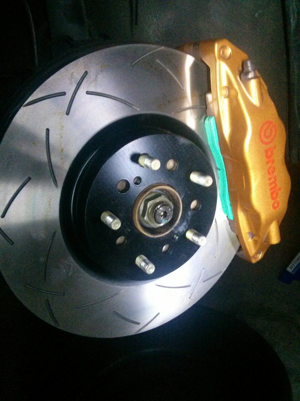 Weekend of updates to the STi,
Wore the Hawk HPS pads to the feeler & the Brembo rotors were on their last leg as well. Went out and got some DBA 4000 T3’s & Project Mu B-Force pads. Still need to install my Goodridge stainless brakelines and Perrin...