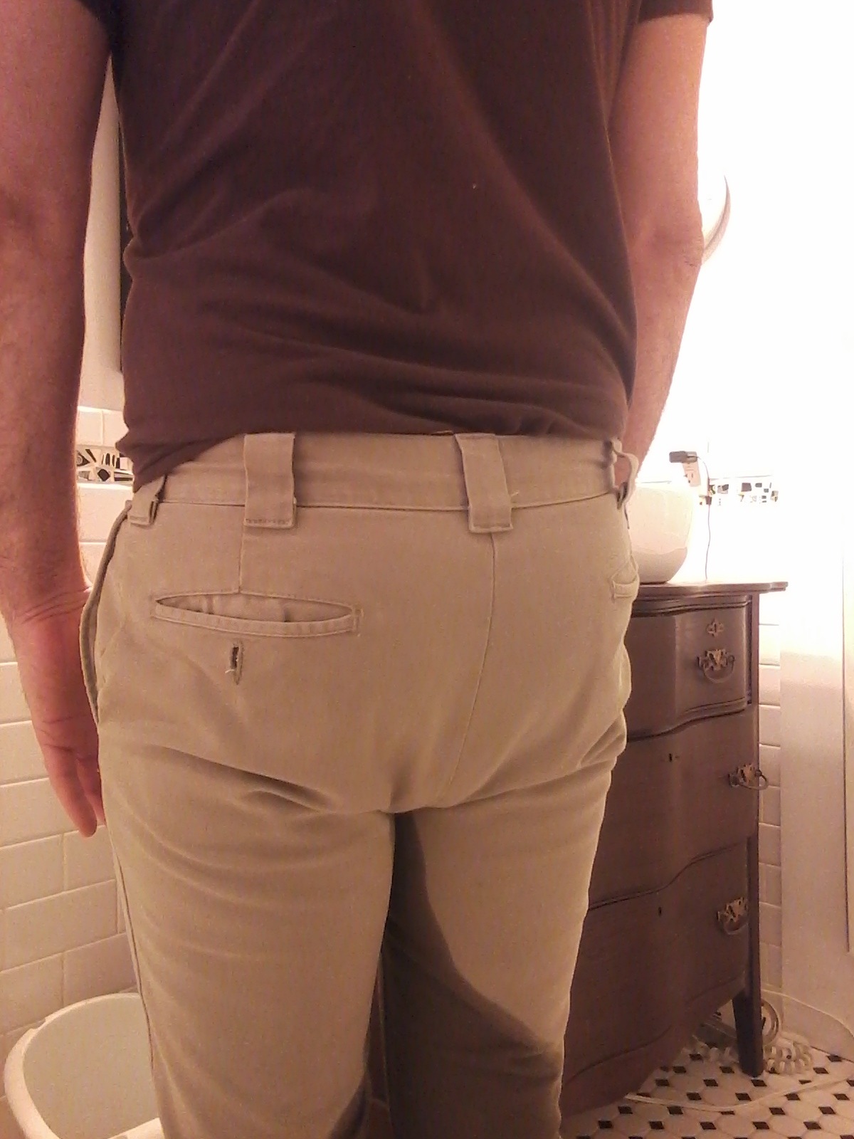 ipmypantz:NSFW I can’t stop pooping my pants!
