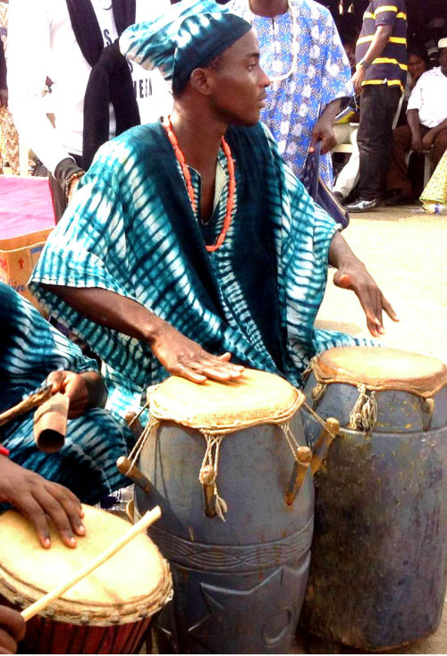 The Yoruba people (Yoruba: Ìran Yorùbá) are an African ethnic group that inhabits western Africa, ma