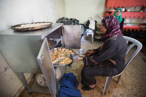 Gaza Kitchens: *previously posted hereIn summer 2010, authors Laila El-Haddad and Maggie Schmitt tra