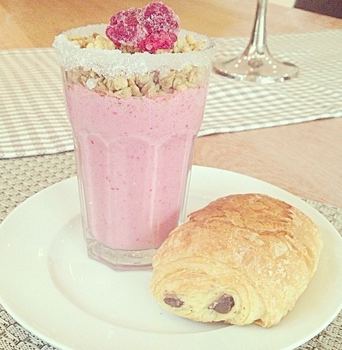 omg-foodlover123:  (2) Tumblr on We Heart It. http://weheartit.com/entry/74609170/via/MegaTinkerbell83