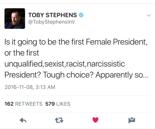 scorpiann80:Toby Stephens eloquently shutting down a troll. The troll’s tweet was removed from Toby’