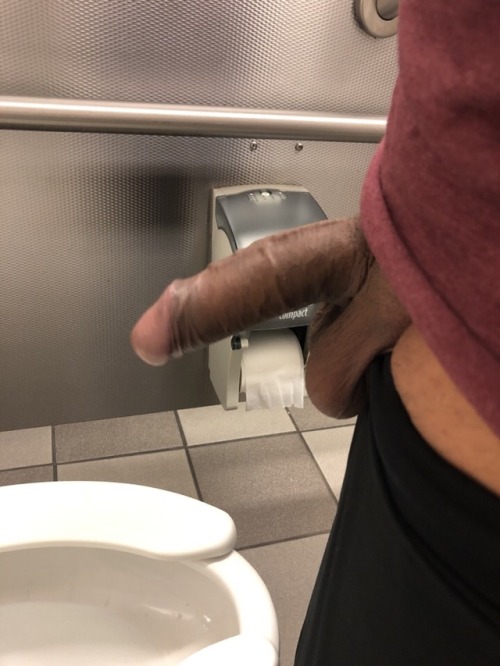 Porn betosbizcochos:  Beto’s Corner https://betosbizcochos.tumblr.com/ photos