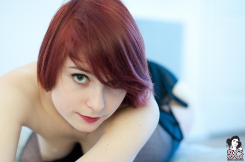 past-her-eyes:  Kermit Suicide kermit.suicidegirls.com For South African SuicideGirls