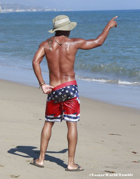 lamarworld:  (PART 4 of 4) Actor Cuba Gooding Jr. ass &amp; bulge. 