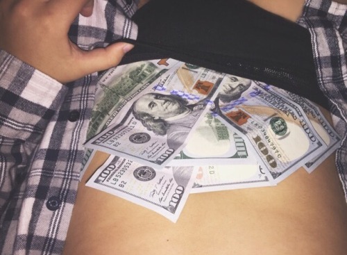 im–a–g0ner:  I picked this one 😍💦