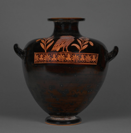 theancientwayoflife:~ Red-Figure Kalpis.Artist/Maker: Group of the Floral Nolans (Greek (Attic), act