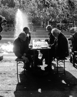 daninstockholm-writes-poetry:Chess in the park.  (at Kungsträdgården)