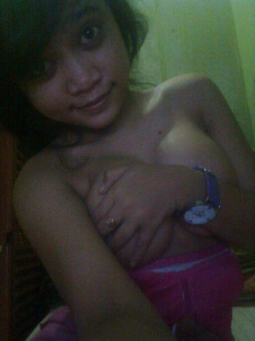 watul83: aduka20:  along5155:  Sya  Wow..comel.tetek  wow