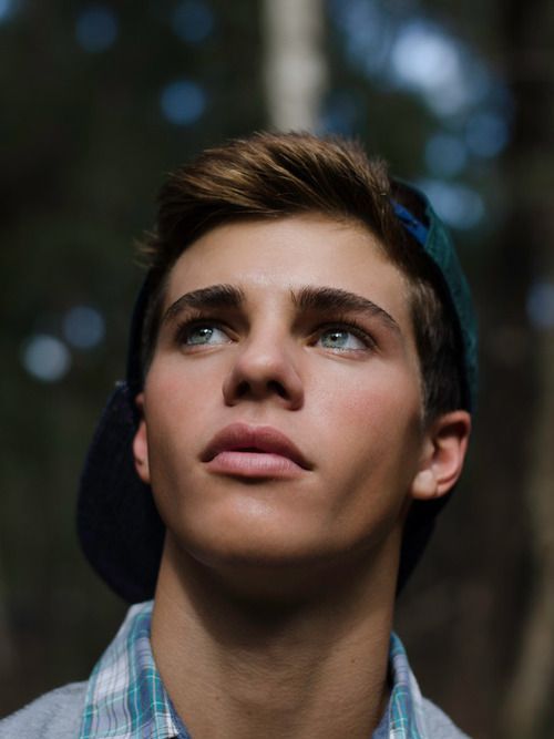 glad2bhere:  brandon bailey…………….. well, i posted this photo of brandon