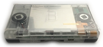 zegalba:Transparent Nintendo DS Lite (2006)