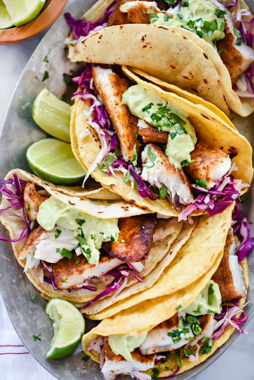 pinterestfoodie1992: BLACKENED FISH TACOS WITH CREAMY AVOCADO SAUCE