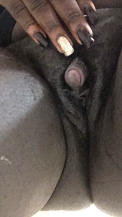 buttonstolove:  Beautiful… Thank You For Your Submission! Ladies, your submissions are welcome… buttonstolove@yahoo.com or Kik: ButtonsToLove  Lovely clit