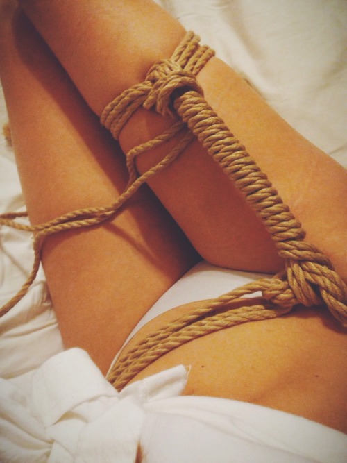 junestpaul:Started teaching myself some self-bondage shibari, with help frommonkeyfetish Because, th