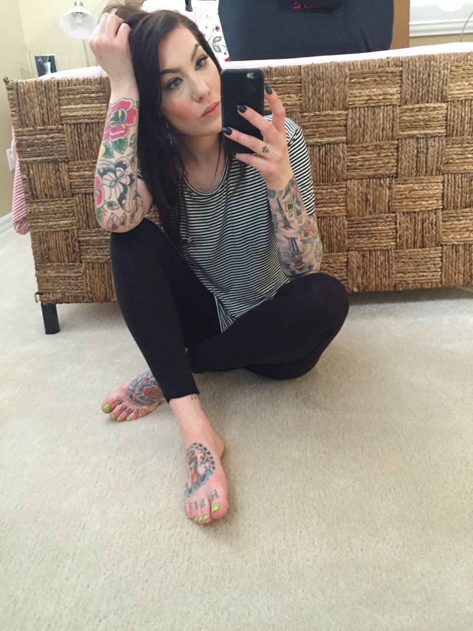 abchannahxyz:  I’m so happy my job allows me to go into work dressed like a lazy