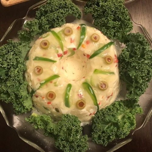 My own potato salad mold from the Better Homes &amp; Gardens Salad Book 1958.  I had some troubl