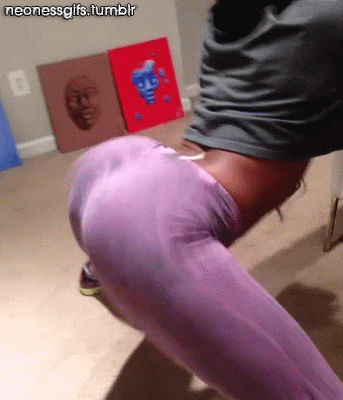 neonessgifs:  Mizz Twerksum 