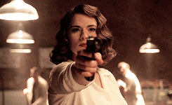 elektrahnatchios:  Peggy Carter + Guns