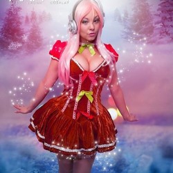 ani-mia:  Running low on the Christmas Sonico set in my store, once they are all gone, they are gone. This was a one time printing so get yours now. animia.storenvy.com Editing by @topher5386 