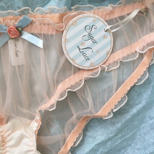 thelingerieaddict:  So excited about my new @sugar_lace_lingerie knickers! And it’s always nice supporting independent designers too. ^_^ #lingerieaddict #instalingerie #lingeries #intimates #retro #pinup #lingerieaddiction #etsy #handmade #fashion