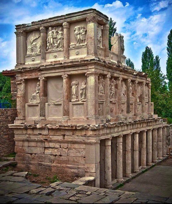 Sebasteion Tapınağı,...