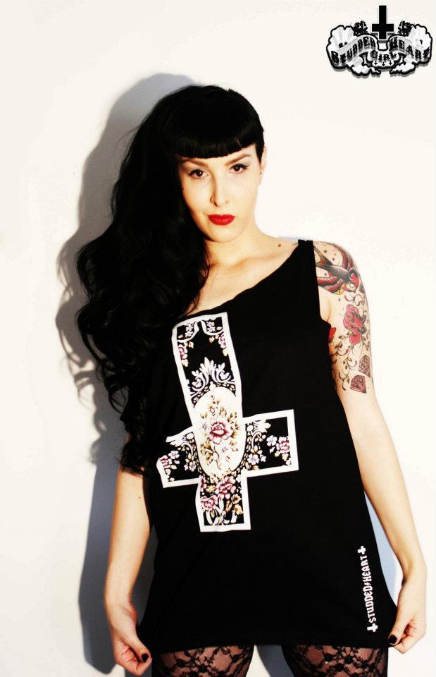 alt-dolls:  Alternative girl http://alt-dolls.tumblr.com/