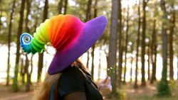 sosuperawesome:  Felt Witch Hats from the