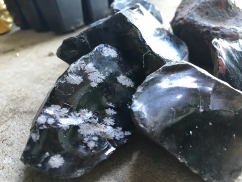 pacificnorthwitch: Obsidian has a special place in my heart - having grown up in Central Oregon, whe