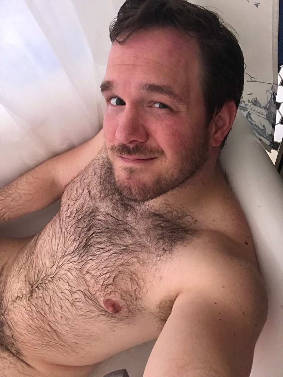 alanh-me: trampolineuniverse:  spring has finally sprung 😏  70k+ follow all things