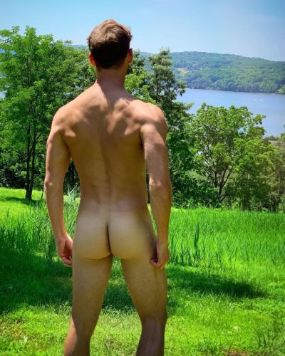 Emerson naked max Davey Wavey