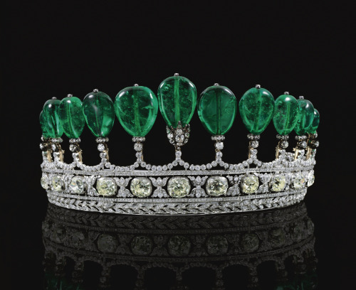 fashionsfromhistory: Tiara from the Collection of Princess Katharina Henckel von Donnersmarck  
