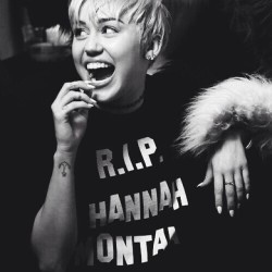 shopjeen:  RIP HANNAH MONTANA tee available