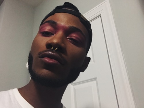 pettyblackboy:Black boys and makeup… like earth and sky. A match made in heaven🌺✨  YAAAAAS GIVE ME MORE BLACK BOYS WEARING MAKEUP OML 😍😍😍