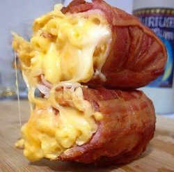 yummyfoooooood:  Bacon Wrapped Mac &