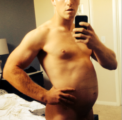 bellyhunks2:  beer bloats do exjocks well