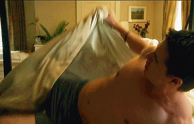 tabloidheat101:  Robbie Amell