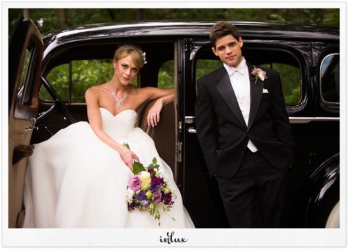 littlebroadwaybabies:Oh you know… just checking out Jeremy Jordan and Ashley Spencer’s wedding photo