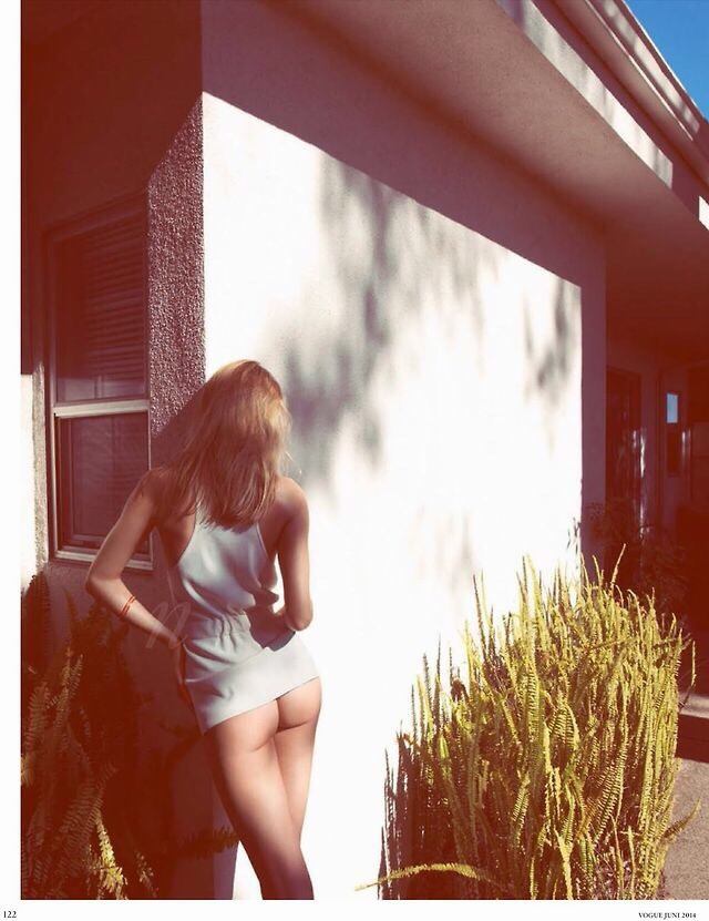 thehub14:  Rosie Huntington Whiteley!!!! dear lord she so freaking hot