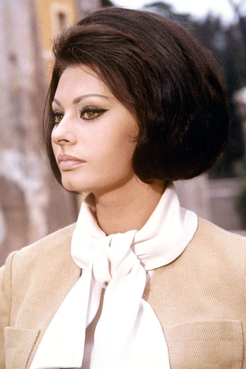 Happy Birthday To Stunning & Legendary Italian Actress Sophia Loren(Born 20th September 1934)Pic