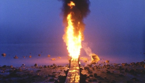liinza:Distance, Hirokazu Koreeda, 2001 