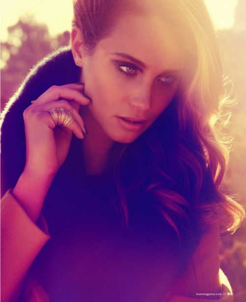 angeliquecouturier:  Hannah Davis for Foam Magazine. Photographed by Dove Shore.