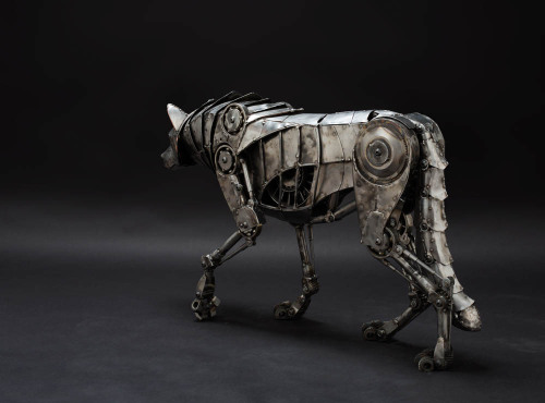steampunktendencies:    Mechanical Wolf by Andrew Chase  