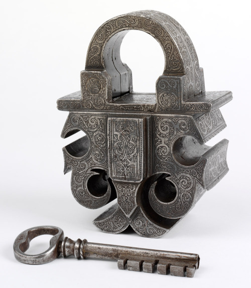 Padlock and Key, Germany, 1580&rsquo;s “Meisterstück”To become a master locksmi