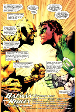 dccomicgye:  Batman paint a room yellow for Green Lantern..!!