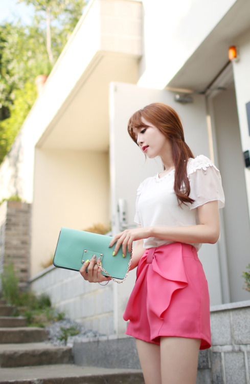 Porn Pics korean-dreams-girls:  Kim Shin Yeong - August