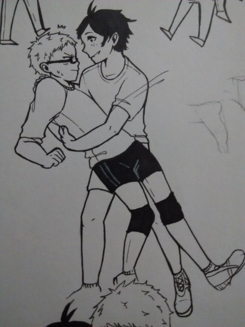 arururin: I just thought yamaguchi carrying tsukki would be hilarious