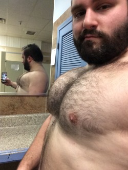 thatonecubjon:  meatballcub:  Chest day is the best day  yes it is