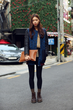 Streetstyle: Kim Yoon Kyeong