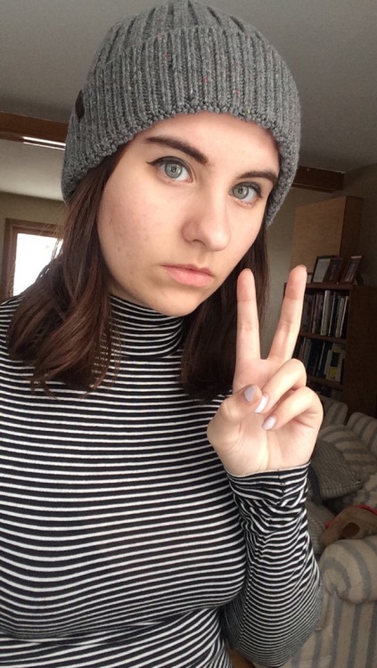 jnue:  stripes R my thing but hats R not